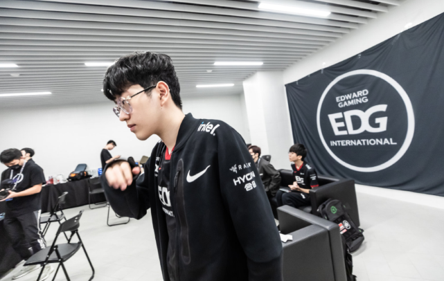 另一家俱乐 另一家俱乐